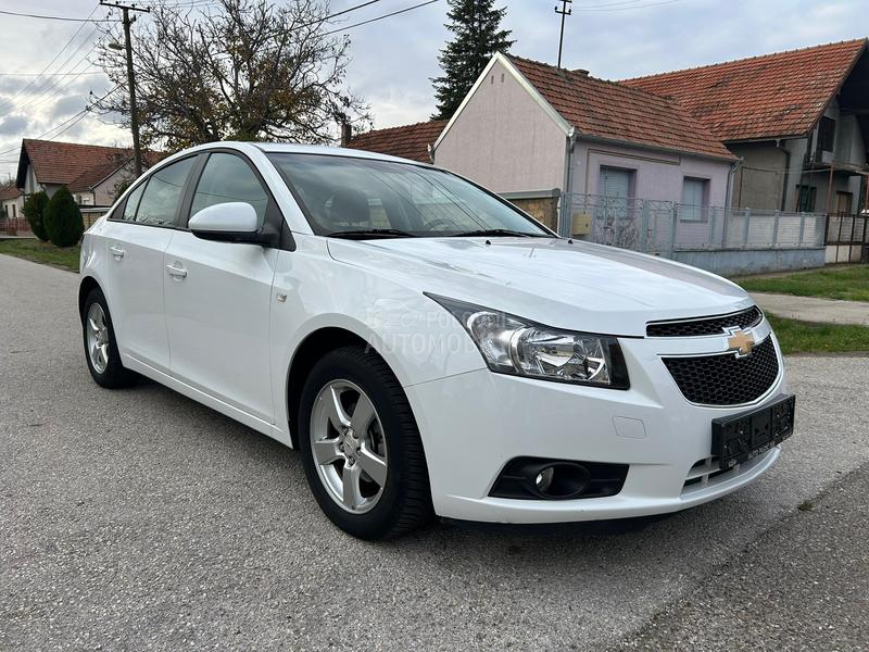 Chevrolet Cruze 1.8