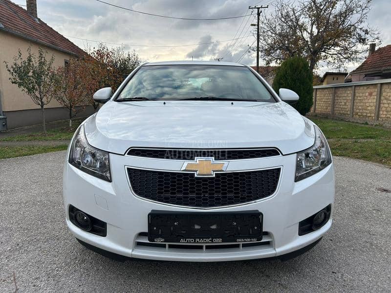 Chevrolet Cruze 1.8