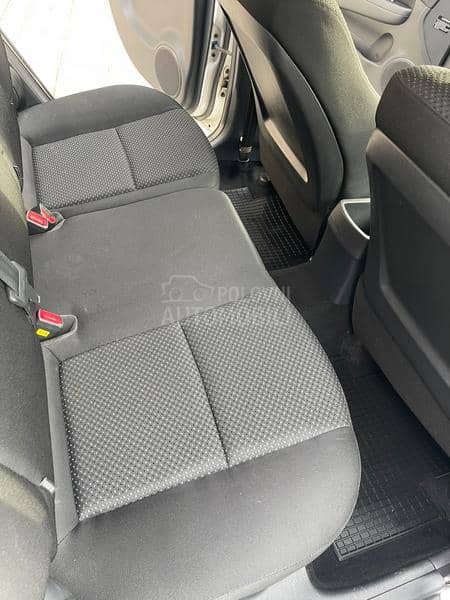 Hyundai i30 1,6 CRDI