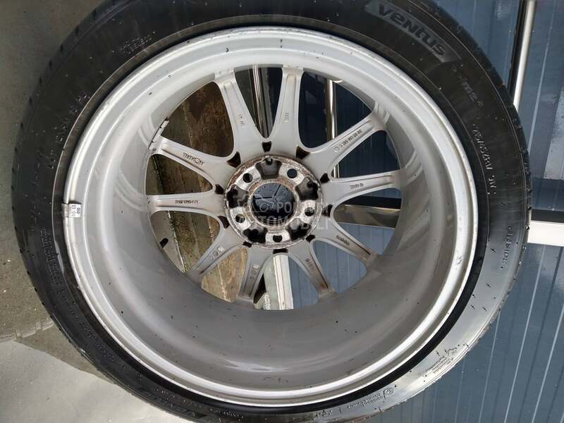Hankook 215/45 R17 Letnja