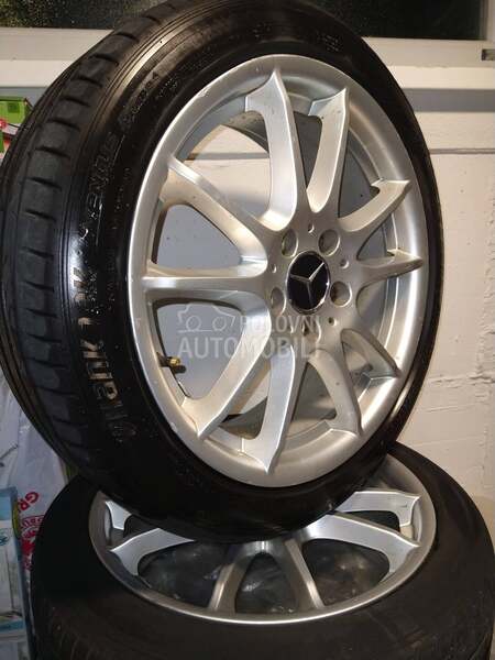 Hankook 215/45 R17 Letnja