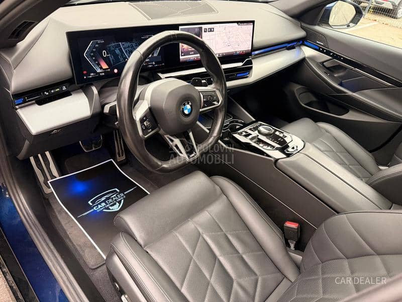 BMW 520 m-pro/xd/pano/iconic