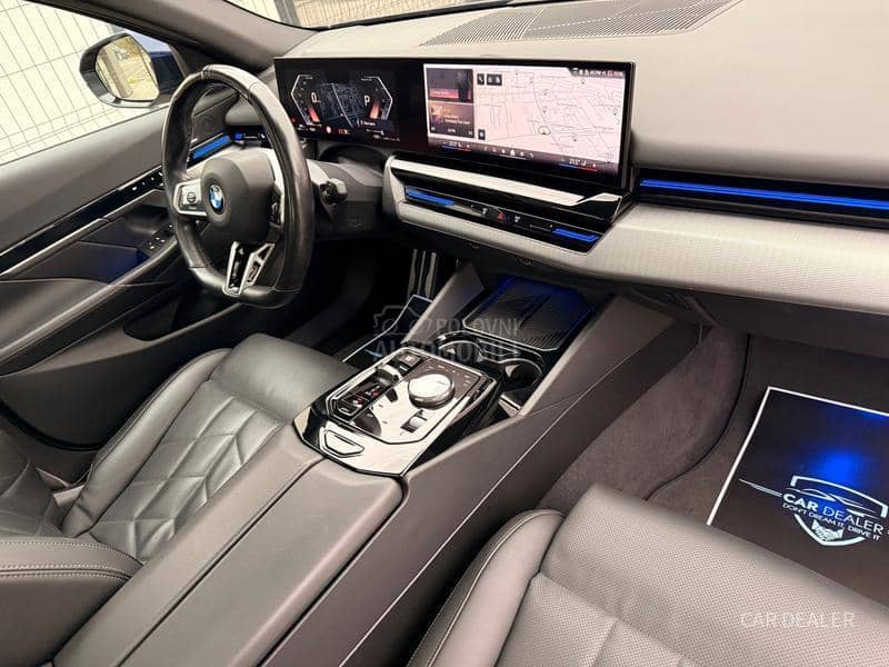 BMW 520 m-pro/xd/pano/iconic