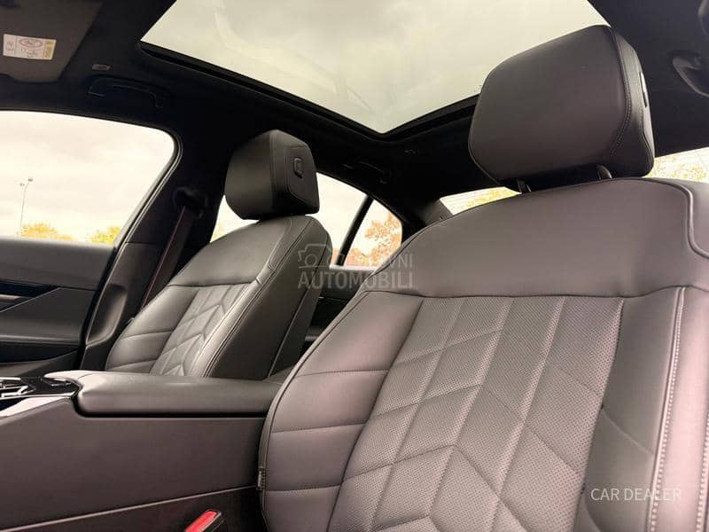 BMW 520 m-pro/xd/pano/iconic