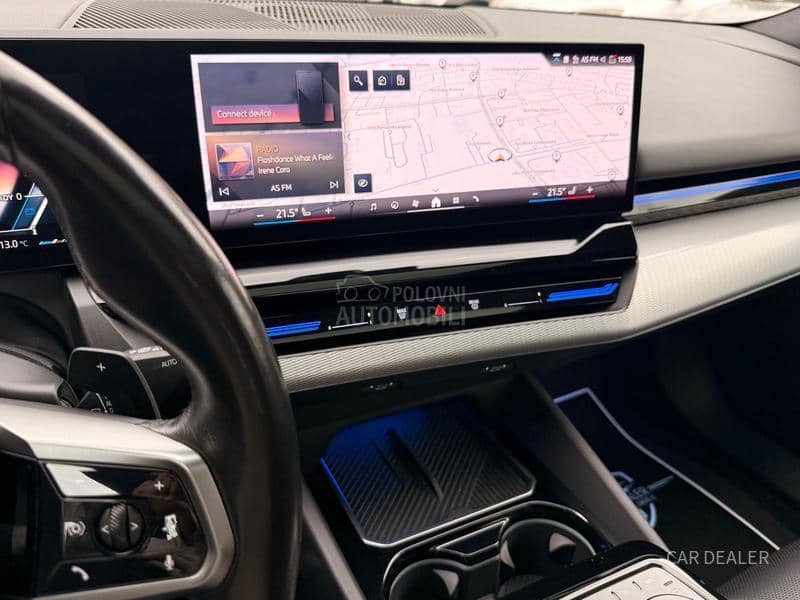 BMW 520 m-pro/xd/pano/iconic