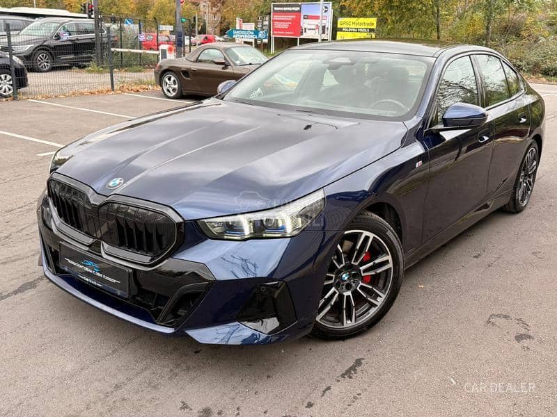 BMW 520 m-pro/xd/pano/iconic