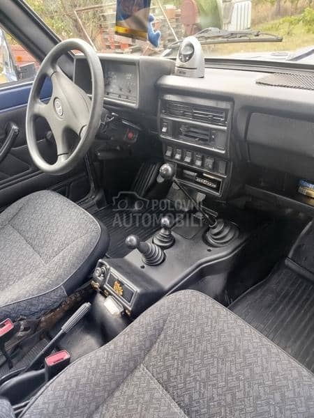 Lada Niva 1.7