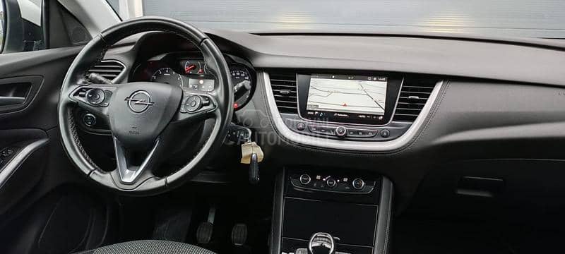 Opel Grandland X 1.5 HDI LED