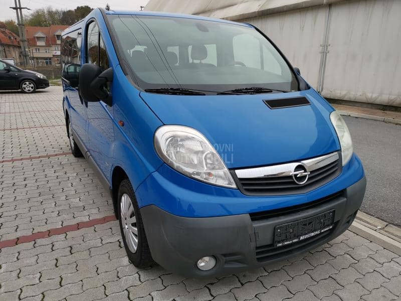 Opel Vivaro 2.0cdti / Nov /