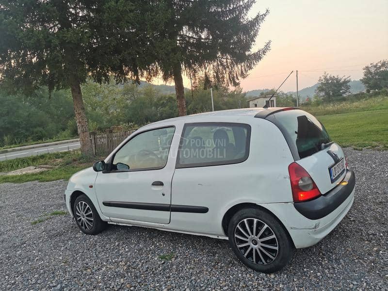 Renault Clio 1.5 DCI