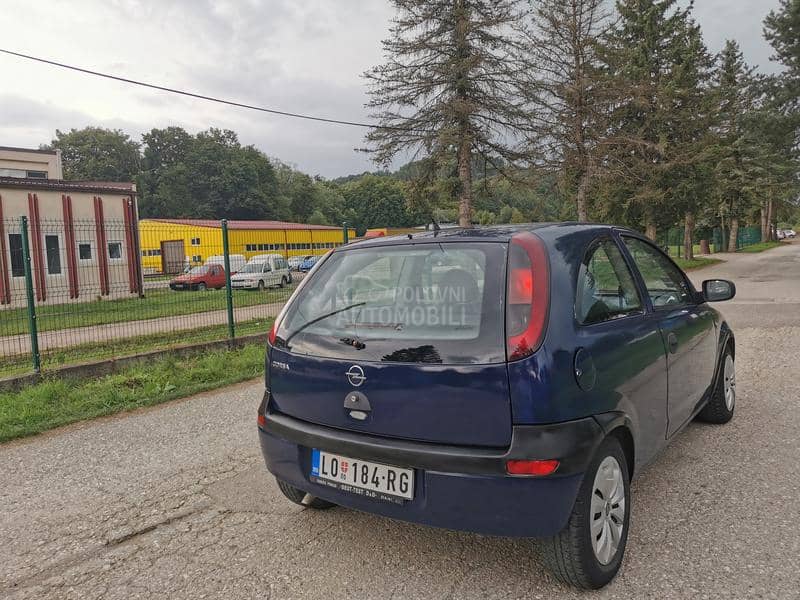 Opel Corsa C 1.0