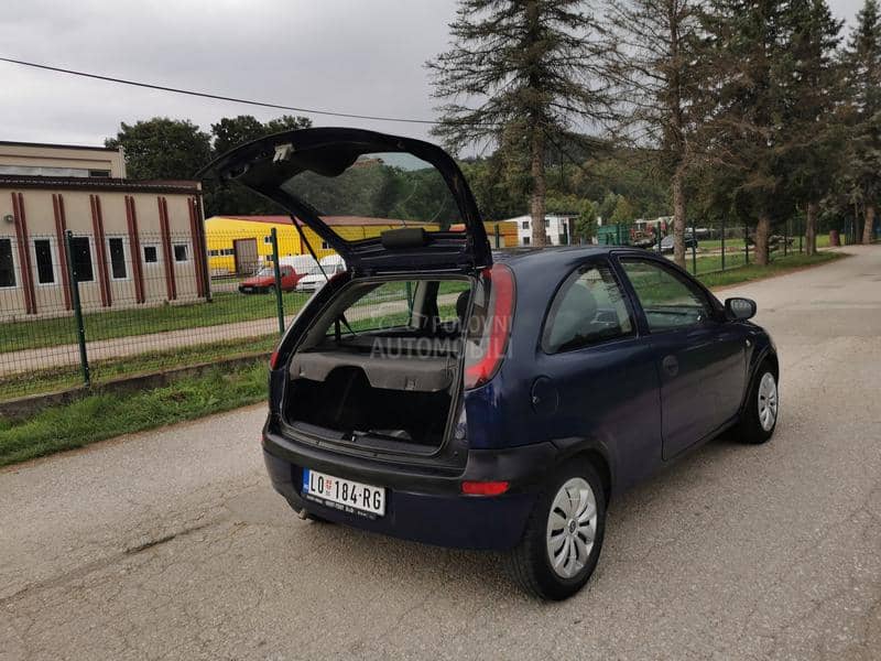 Opel Corsa C 1.0