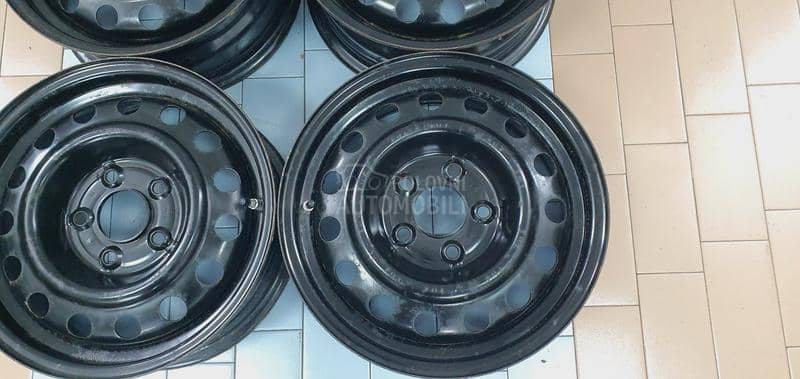 Čelične felne i 30 SENZORI 15" 5 x 114.3