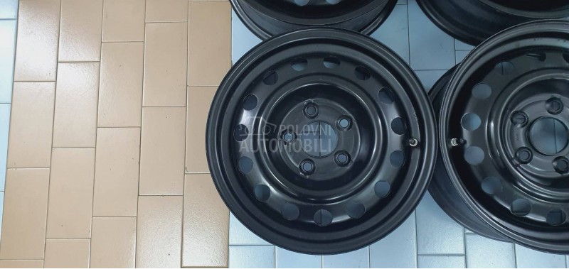 Čelične felne HUNDAI i30 SENZORI 15" 5 x 114.3