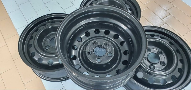 Čelične felne HUNDAI i30 SENZORI 15" 5 x 114.3