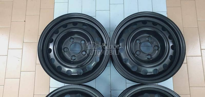 Čelične felne HUNDAI i30 SENZORI 15" 5 x 114.3
