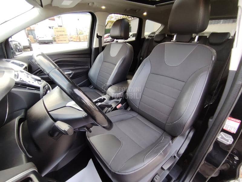 Ford Kuga 4x4 TITANIUM