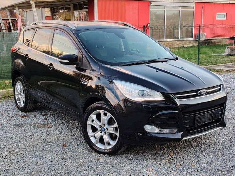 Ford Kuga 4x4 TITANIUM