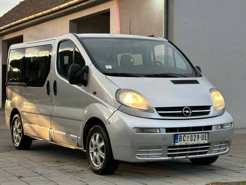 Opel Vivaro 