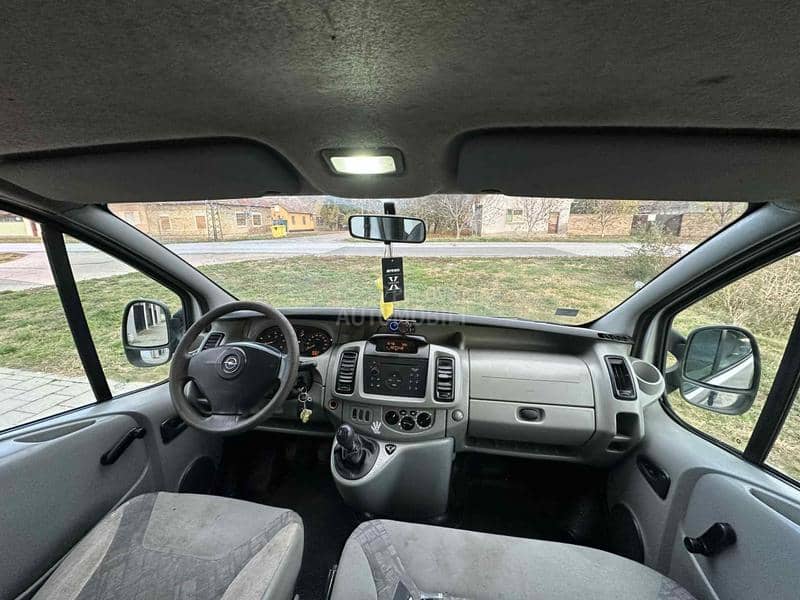 Opel Vivaro 