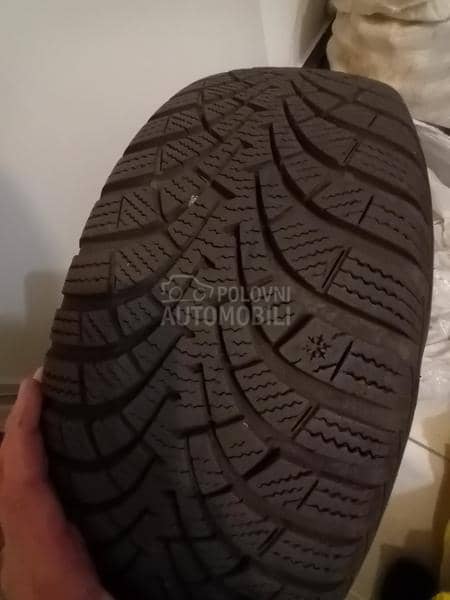 Goodyear 195/65 R15 Zimska