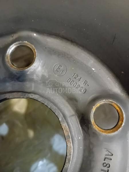 Goodyear 195/65 R15 Zimska