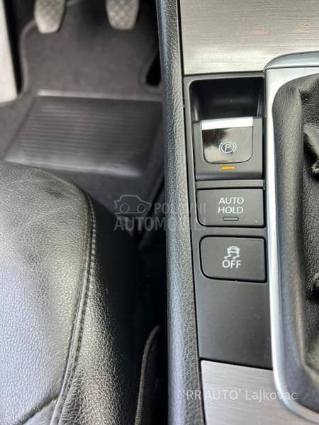 Volkswagen Passat B7 1.6TDI HIGHLINE