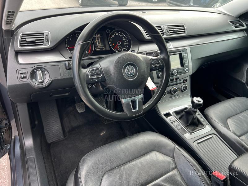 Volkswagen Passat B7 1.6TDI HIGHLINE
