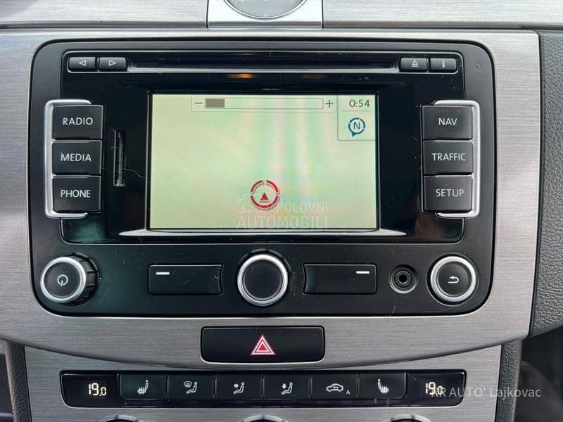 Volkswagen Passat B7 1.6TDI HIGHLINE