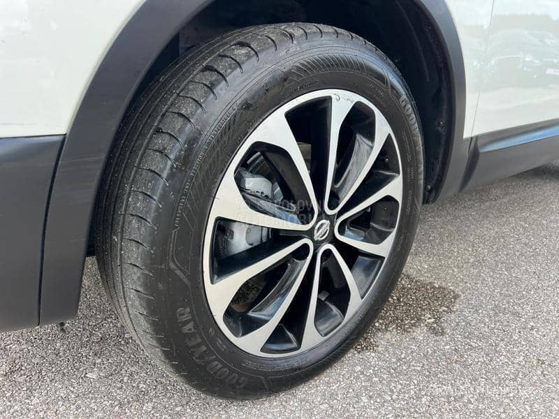 Nissan Qashqai 2.0TDI TEKNA