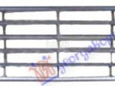 CENTRALNA RESETKA SA HROM LAJS za Volkswagen Touran od 2010. do 2015. god.