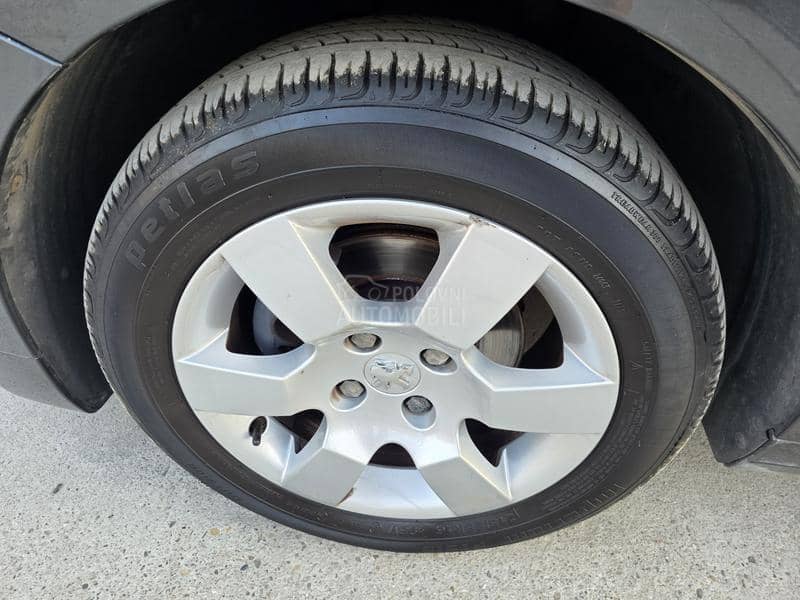 Peugeot 5008 1.6 HDI N.A.V.I