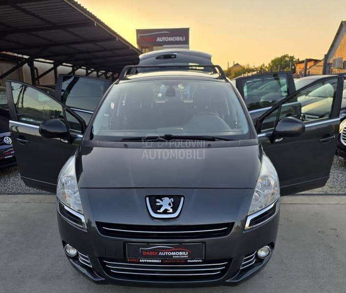 Peugeot 5008 1.6 HDI N.A.V.I