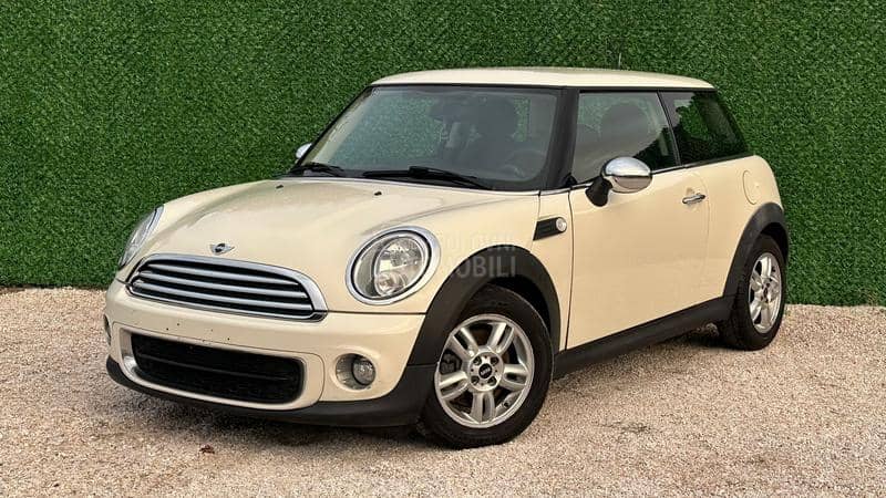 MINI One 