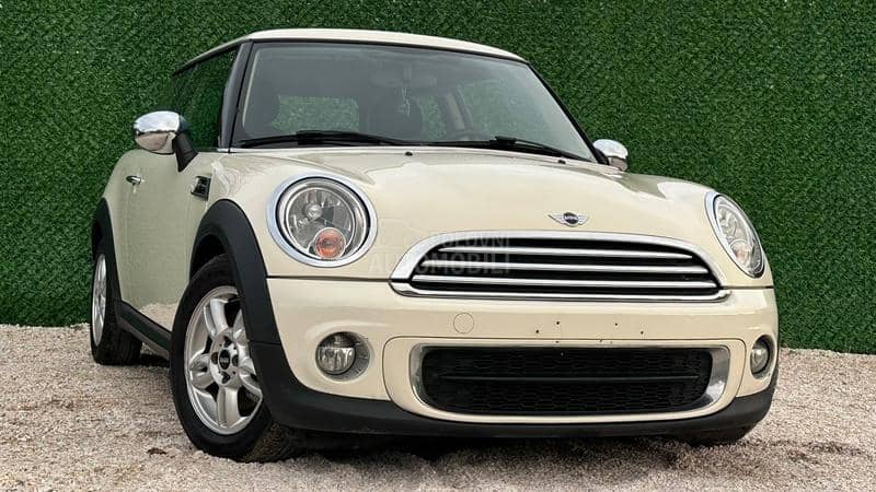 MINI One 