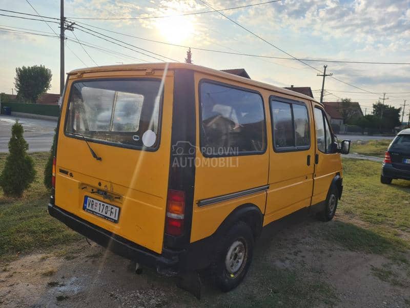 Ford Transit 