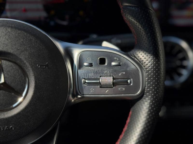 Mercedes Benz GLA 200 D/150/AMG/NOV