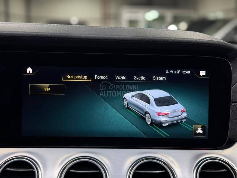 Mercedes Benz E 200 D/AMG/MULTIBEAM/360