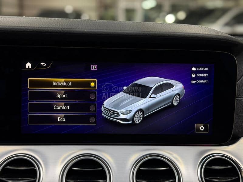 Mercedes Benz E 200 D/AMG/MULTIBEAM/360