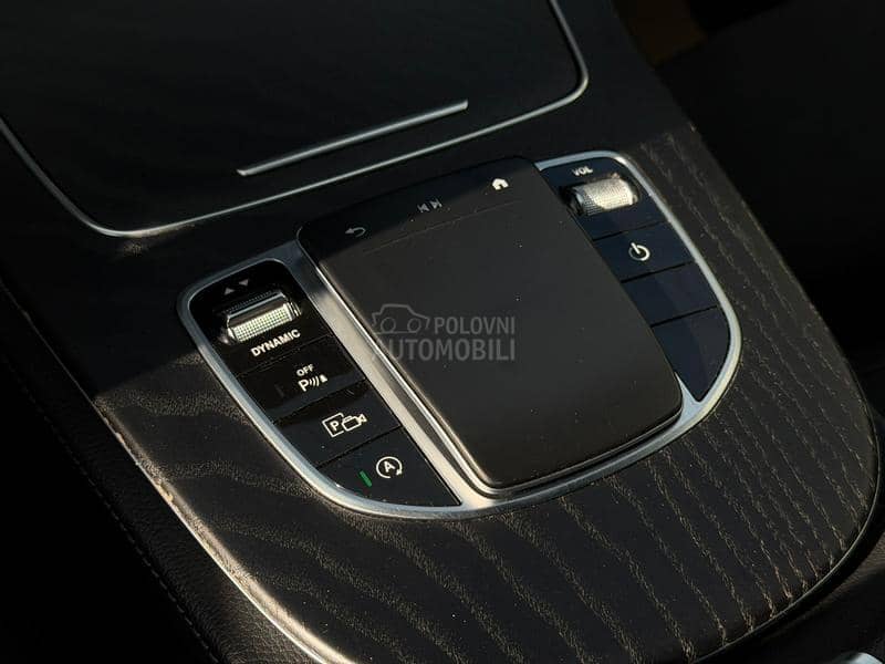 Mercedes Benz E 200 D/AMG/MULTIBEAM/360