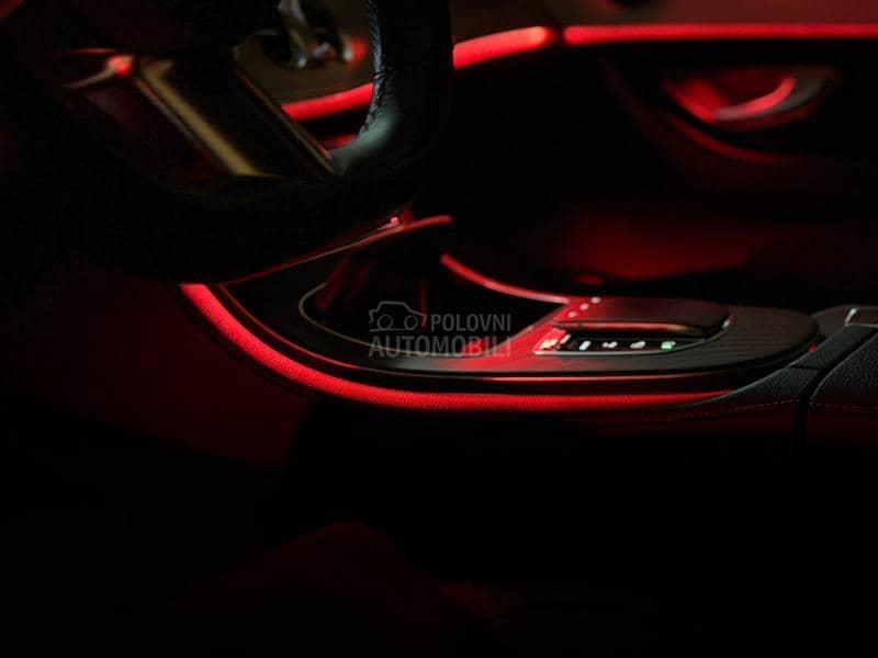 Mercedes Benz E 200 D/AMG/MULTIBEAM/360