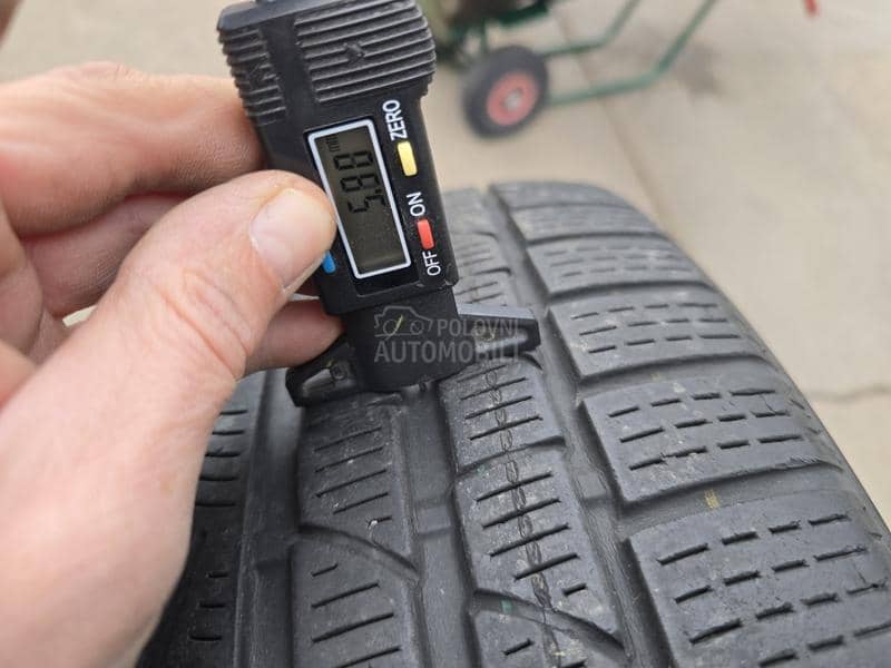 Pirelli 225/50 R17 Zimska