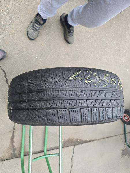 Pirelli 225/50 R17 Zimska