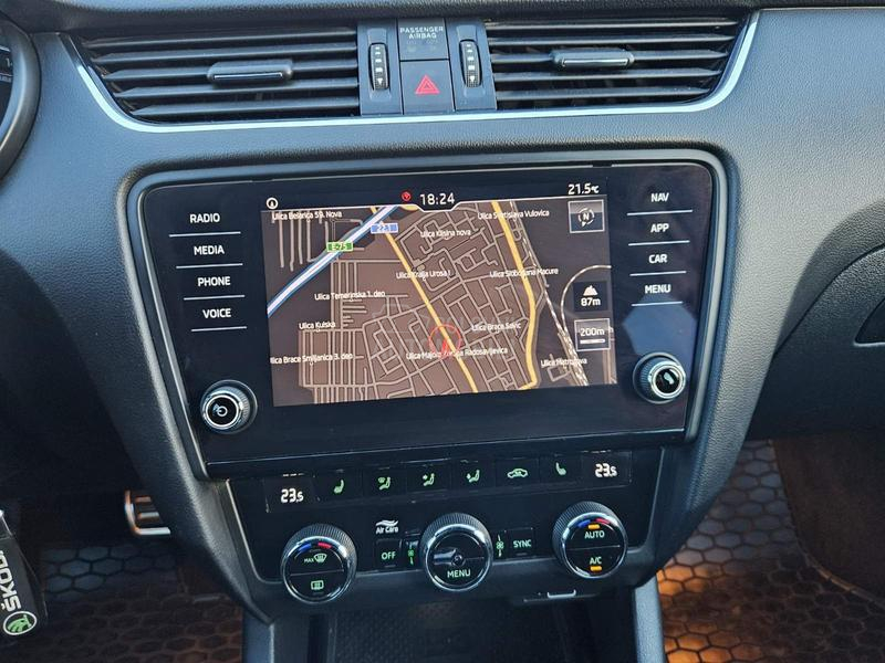 Škoda Octavia VRS-DSG-LED