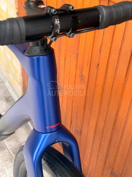 Trek CHECKPOINT 28