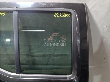 STAKLO za Nissan Pathfinder
