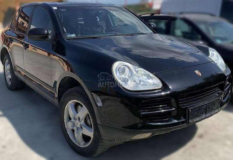 Porsche Cayenne 