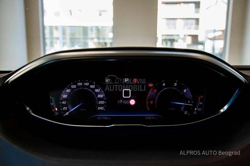 Peugeot 3008 1.5HDI/AUT