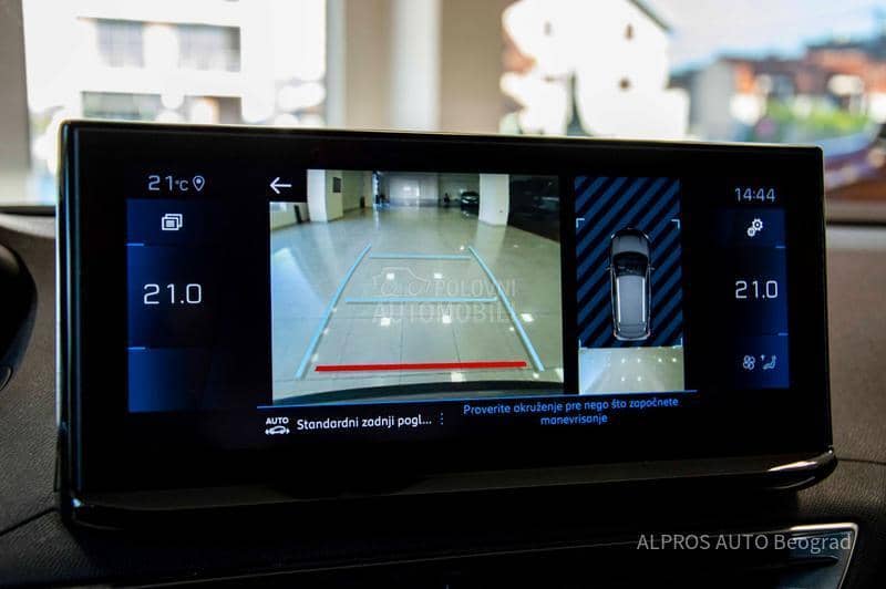 Peugeot 3008 1.5HDI/AUT