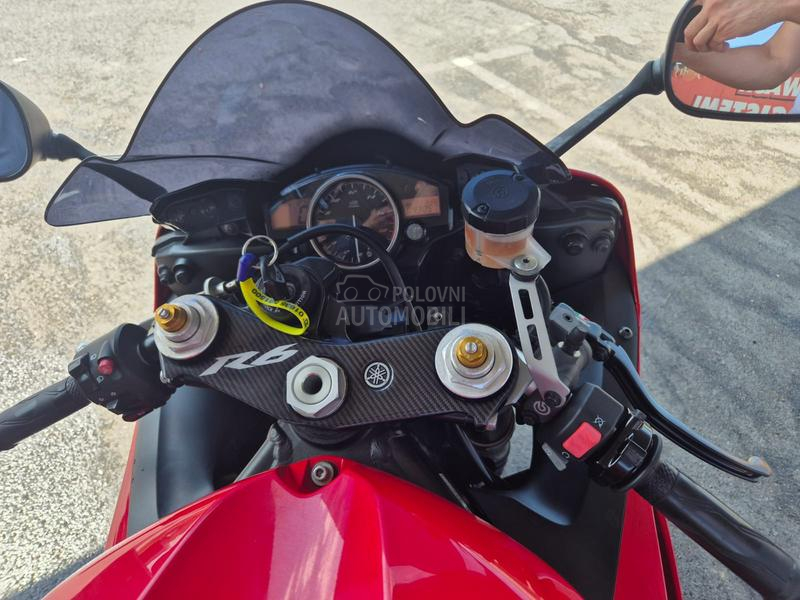 Yamaha R6
